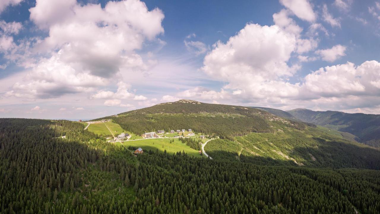 Erlebachova Bouda, Hotel - Resort Svaty Frantisek Spindleruv Mlyn Bagian luar foto