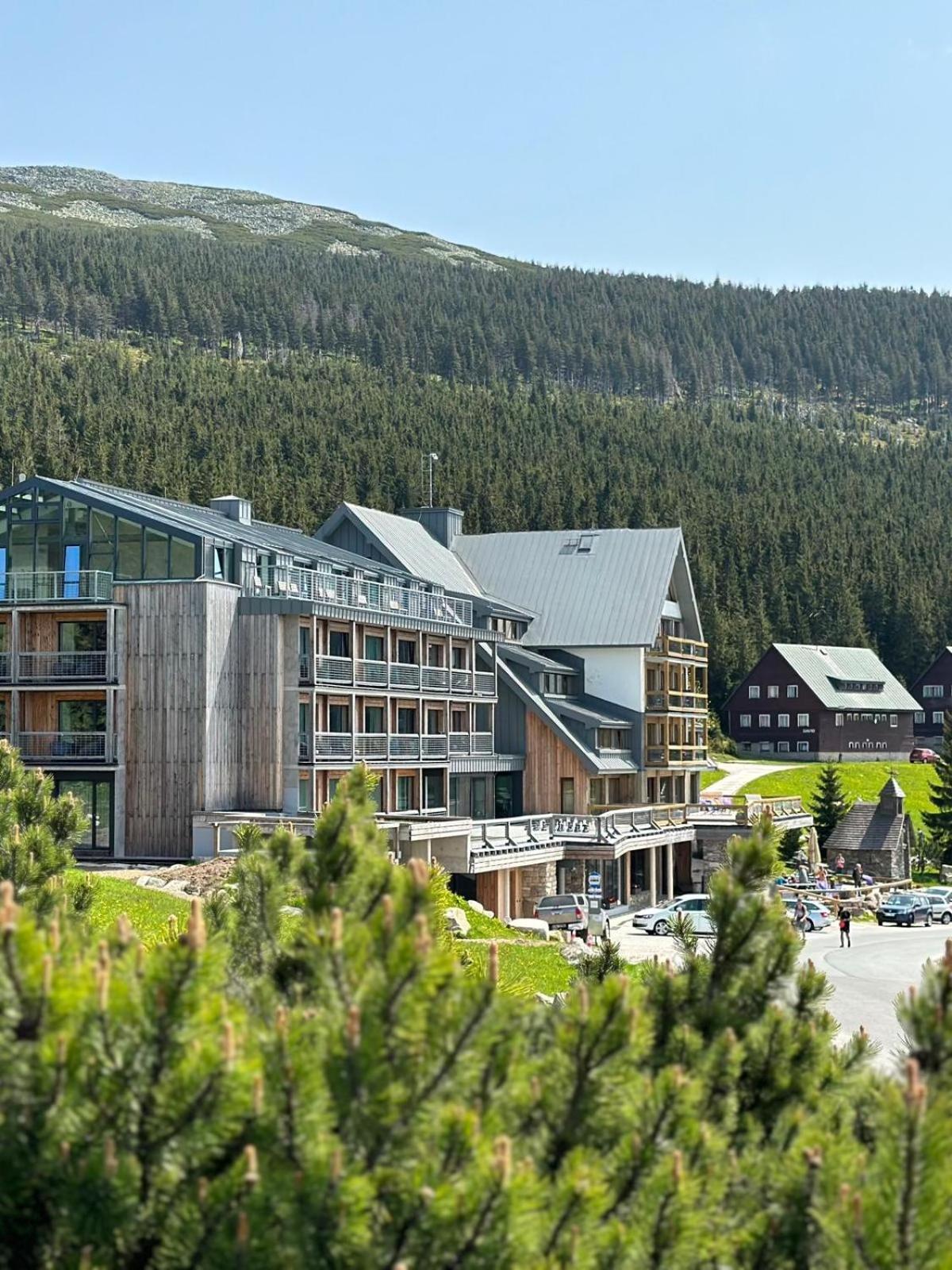 Erlebachova Bouda, Hotel - Resort Svaty Frantisek Spindleruv Mlyn Bagian luar foto