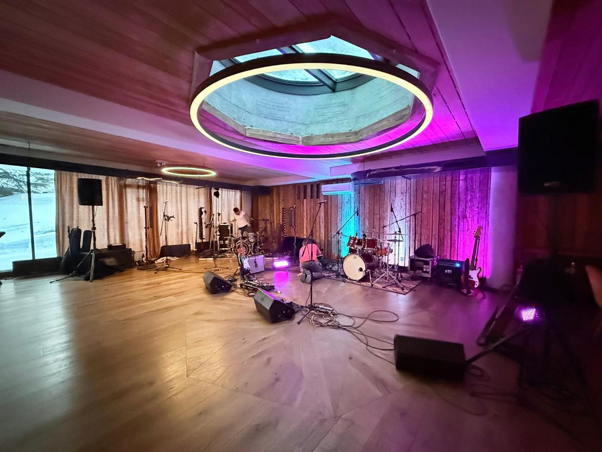 Erlebachova Bouda, Hotel - Resort Svaty Frantisek Spindleruv Mlyn Bagian luar foto