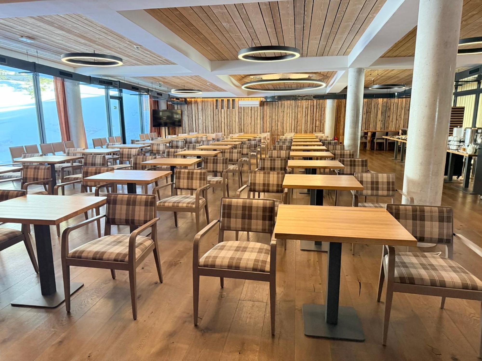 Erlebachova Bouda, Hotel - Resort Svaty Frantisek Spindleruv Mlyn Bagian luar foto